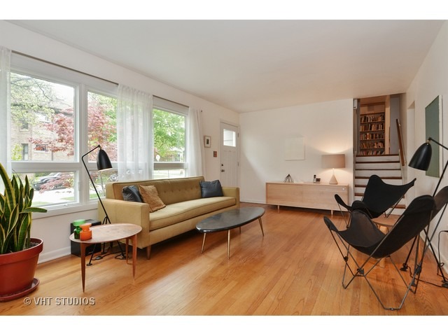 1430 Wilder St, Evanston, IL 60202 photo 1