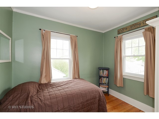 311 E Franklin St, Wheaton, IL 60187 photo 12