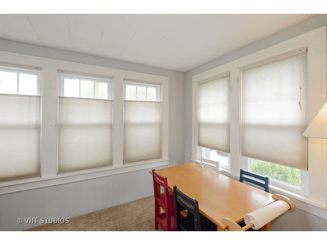 311 E Franklin St, Wheaton, IL 60187 photo 8