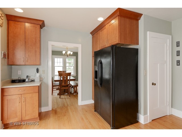 311 E Franklin St, Wheaton, IL 60187 photo 7