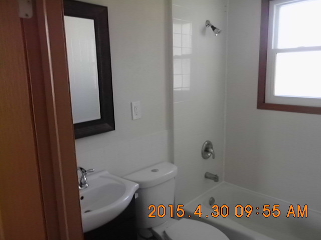 15 E Rock St, Plano, IL 60545 photo 5