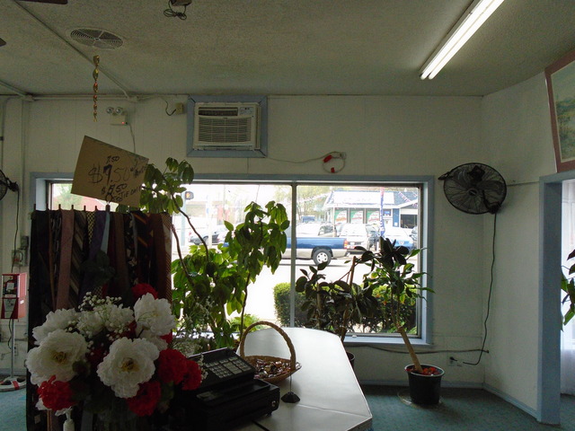617 E Cass St E, Joliet, IL 60432 photo 12