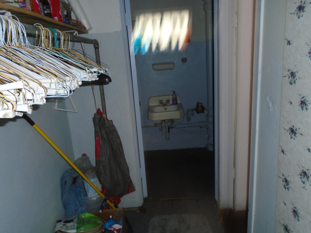 617 E Cass St E, Joliet, IL 60432 photo 7