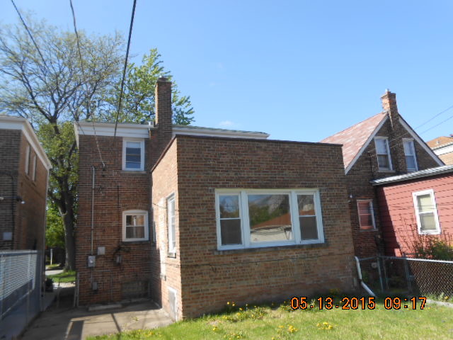 636 E 101st St, Chicago, IL 60628 photo 2