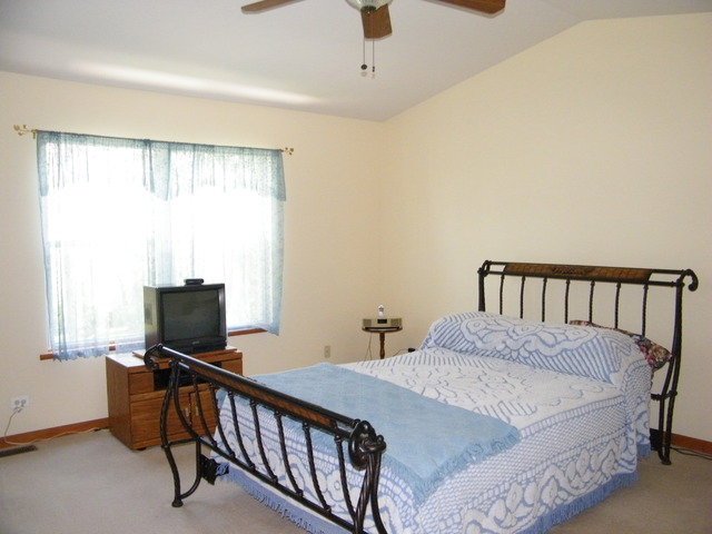 36575 N Iola Ave, Ingleside, IL 60041 photo 13