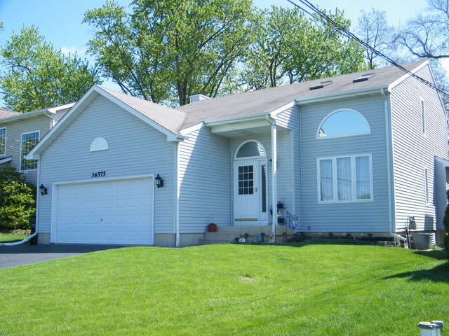 36575 N Iola Ave, Ingleside, IL 60041 photo 1