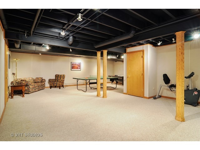 5703 Michael Ct, Rolling Meadows, IL 60008 photo 13