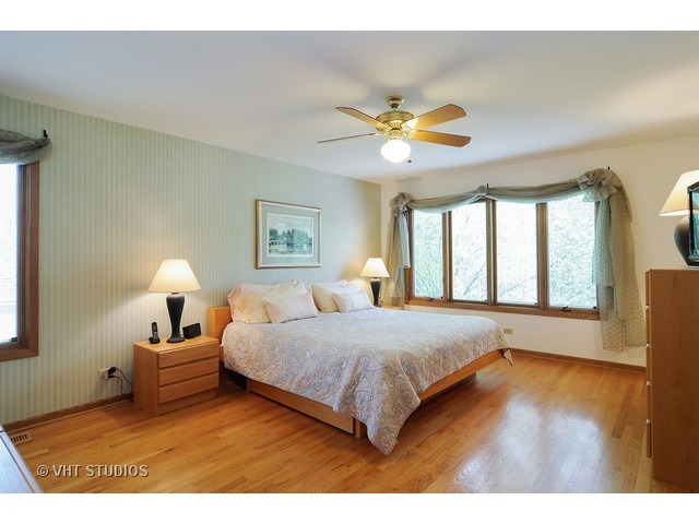 5703 Michael Ct, Rolling Meadows, IL 60008 photo 14