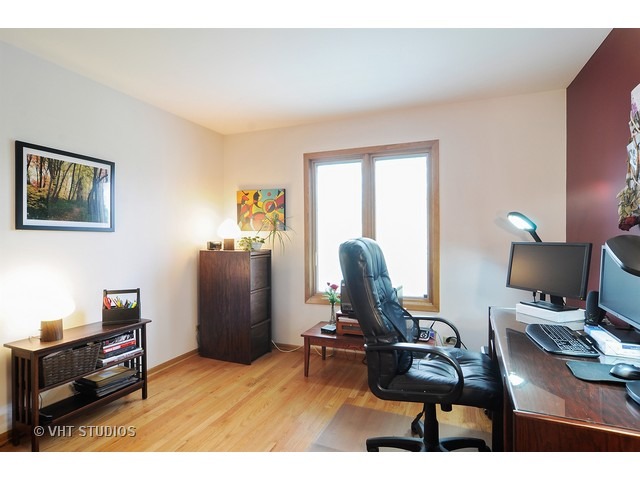 5703 Michael Ct, Rolling Meadows, IL 60008 photo 10