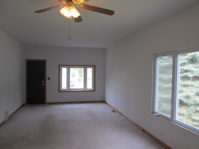 3501 Peoria St, Steger, IL 60475 photo 2