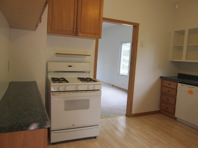 3501 Peoria St, Steger, IL 60475 photo 4
