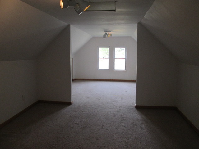 3501 Peoria St, Steger, IL 60475 photo 11