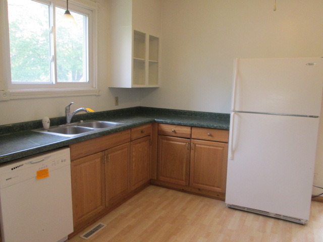 3501 Peoria St, Steger, IL 60475 photo 3