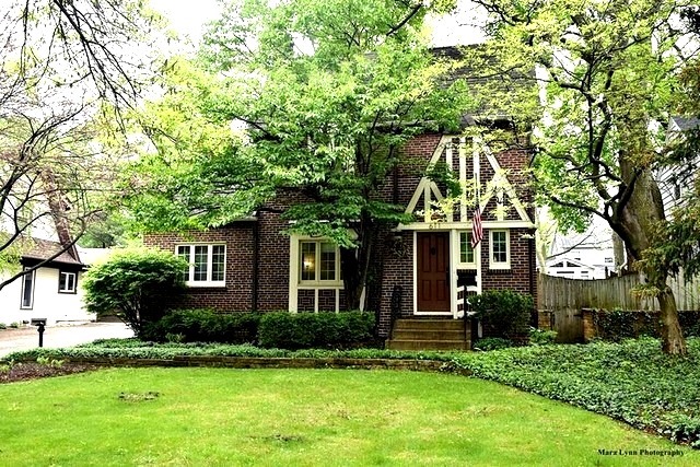 611 S Gables Blvd, Wheaton, IL 60187 photo 1