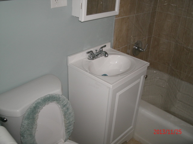10501 S Eberhart Ave, Chicago, IL 60628 photo 12
