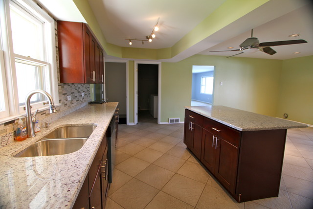 938 Blaze Trl, Wheeling, IL 60090 photo 6