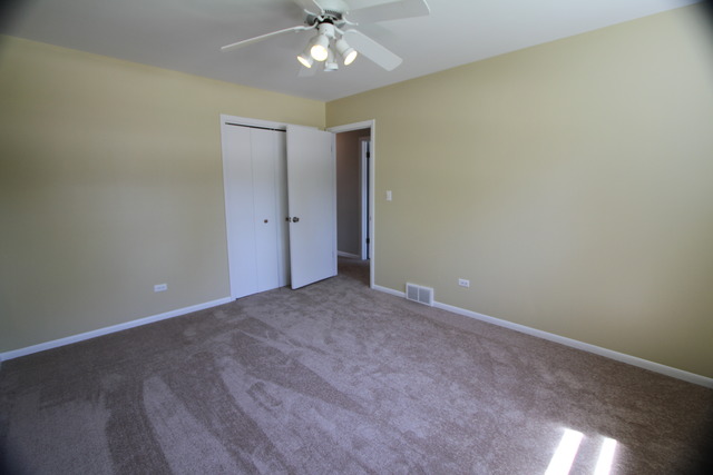 938 Blaze Trl, Wheeling, IL 60090 photo 13