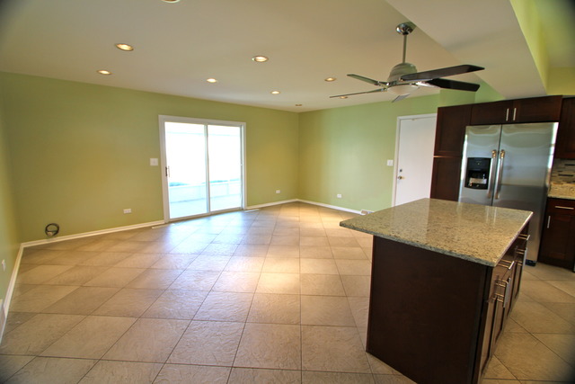 938 Blaze Trl, Wheeling, IL 60090 photo 7