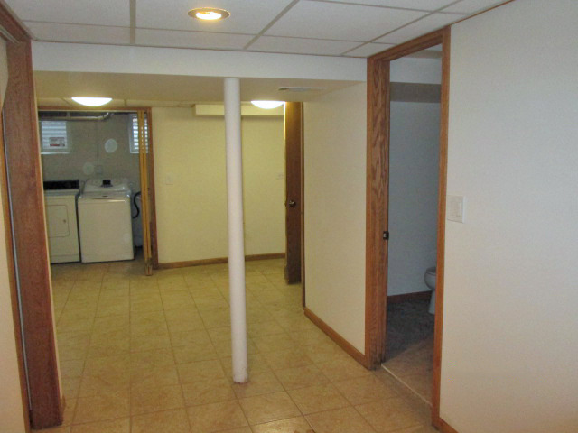 354 N 8th Ave, Des Plaines, IL 60016 photo 14