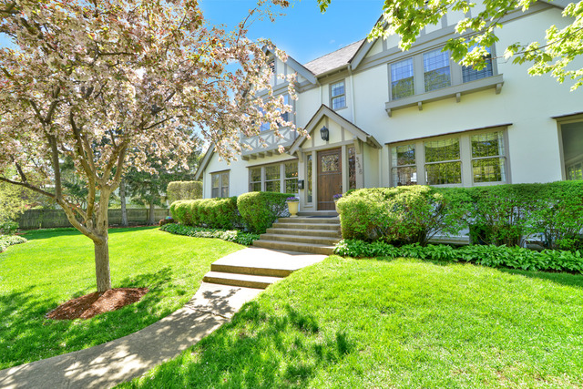 348 Fairview Ave, Winnetka, IL 60093 photo 1