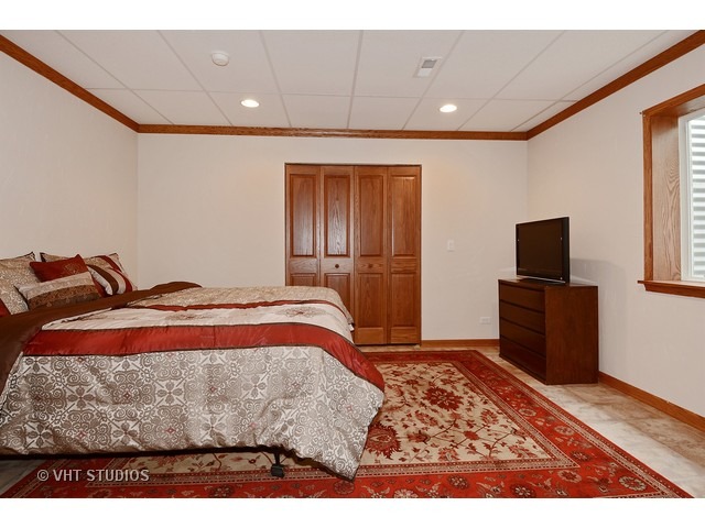1376 Mansfield Dr, Aurora, IL 60502 photo 21