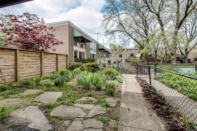 1474 E 56th St, Chicago, IL 60637 photo 22