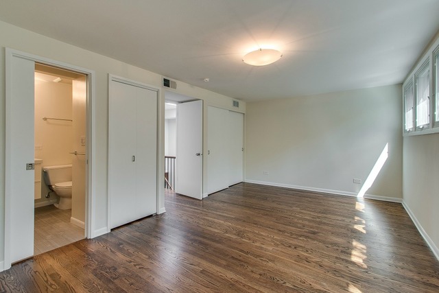 1474 E 56th St, Chicago, IL 60637 photo 12