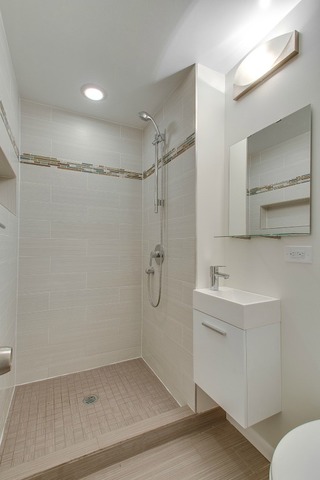 1474 E 56th St, Chicago, IL 60637 photo 21