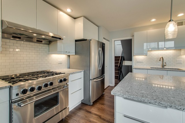 1474 E 56th St, Chicago, IL 60637 photo 9