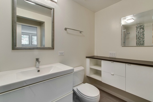 1474 E 56th St, Chicago, IL 60637 photo 15