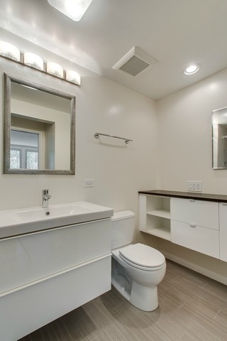 1474 E 56th St, Chicago, IL 60637 photo 13