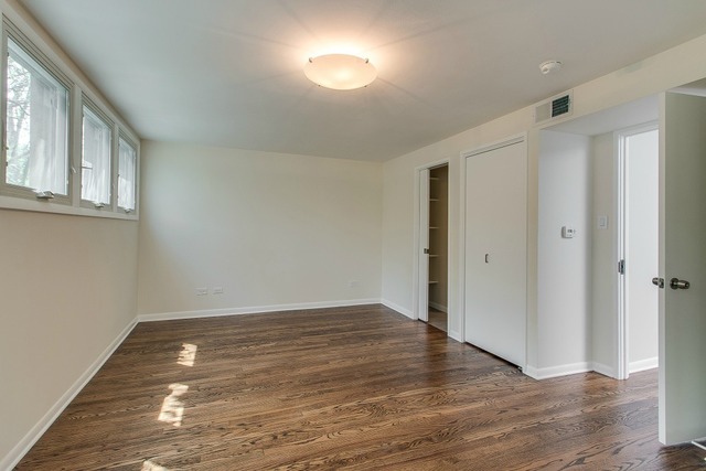 1474 E 56th St, Chicago, IL 60637 photo 11