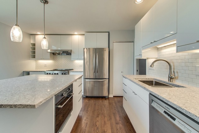 1474 E 56th St, Chicago, IL 60637 photo 8