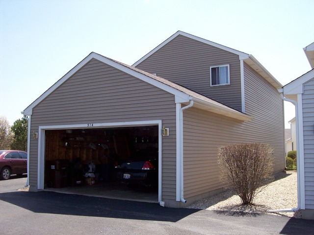 514 Timber Dr, Harvard, IL 60033 photo 3