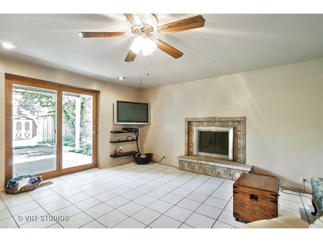 517 North Cir, Itasca, IL 60143 photo 5
