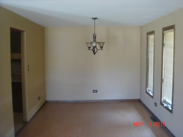 15607 End Ave, Dolton, IL 60419 photo 3