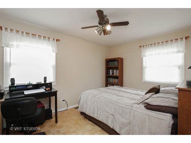 121 Lucille Ct #b, Bartlett, IL 60103 photo 6