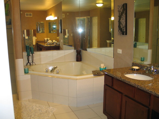 2130 Yale Cir, Hoffman Estates, IL 60192 photo 13