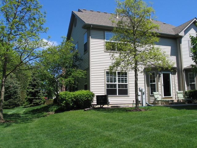 2130 Yale Cir, Hoffman Estates, IL 60192 photo 19