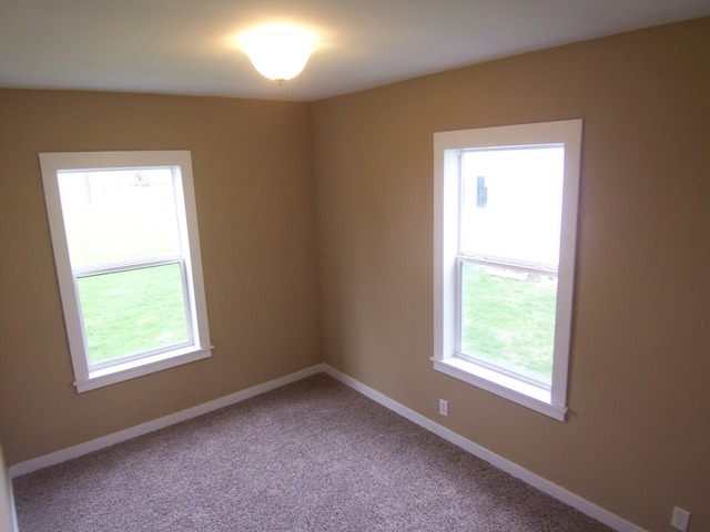436 W Reader St, Elburn, IL 60119 photo 8