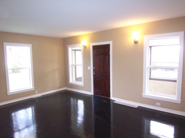 436 W Reader St, Elburn, IL 60119 photo 2
