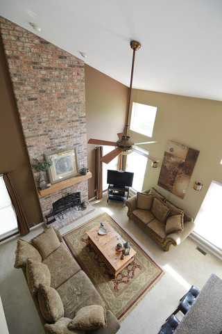 2251 Deerpath Dr, Elgin, IL 60123 photo 8