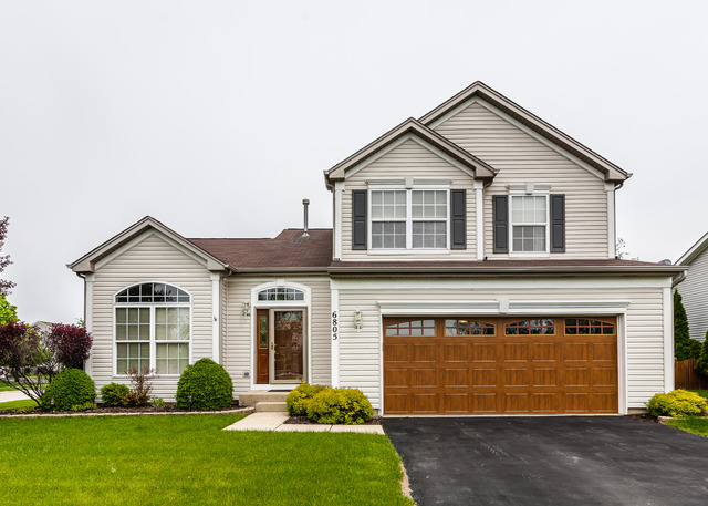 6805 Desert Dr, Plainfield, IL 60586 photo 1