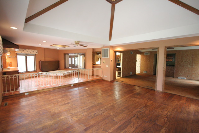 738 Old Stage Rd, Morris, IL 60450 photo 5