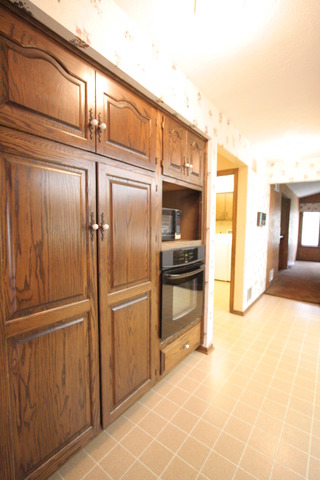 738 Old Stage Rd, Morris, IL 60450 photo 10