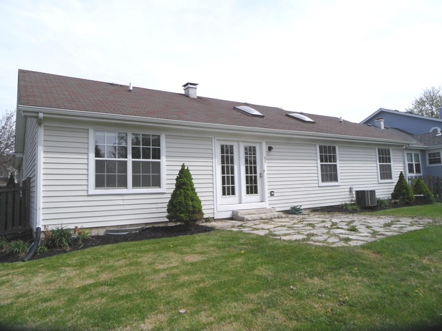 679 Foster Ave, Bartlett, IL 60103 photo 4
