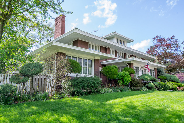 420 Douglas Ave, Elgin, IL 60120 photo 3