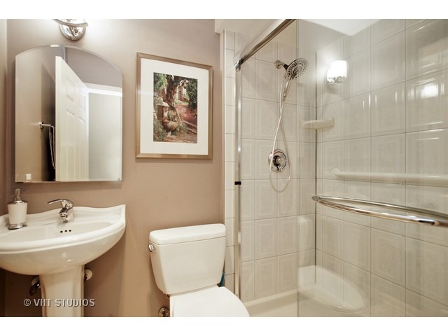 1360 Meyer Rd, Hoffman Estates, IL 60169 photo 18