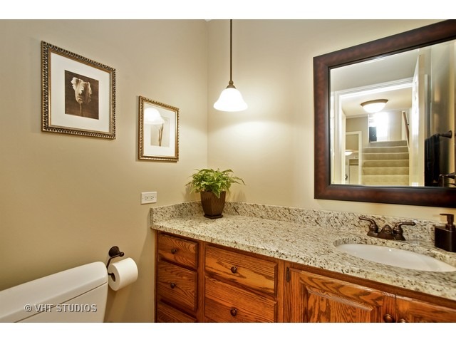 1360 Meyer Rd, Hoffman Estates, IL 60169 photo 20