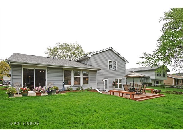 1360 Meyer Rd, Hoffman Estates, IL 60169 photo 23